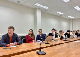 Заседание научно-дискуссионного клуба кафедры конституционного и муниципального права