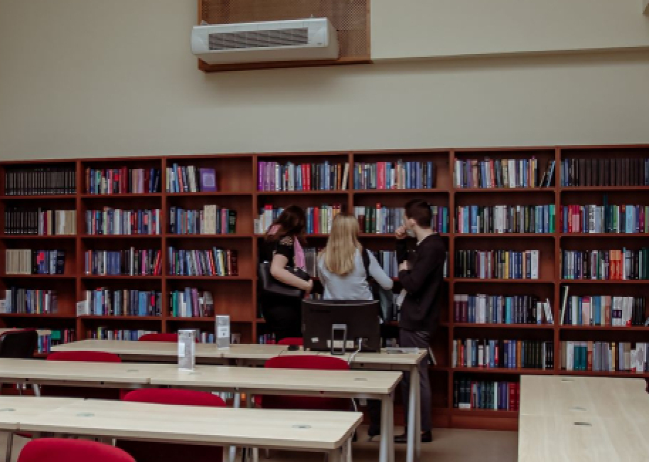 Собрание студентов Юридического факультета, проживающих в общежитиях МГУ