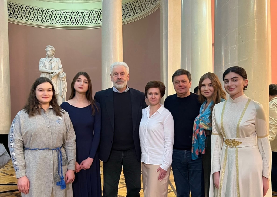Концерт ко Дню родного языка  