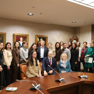 Вручение удостоверений выпускникам программы повышения квалификации    14 октября 2025 г. 